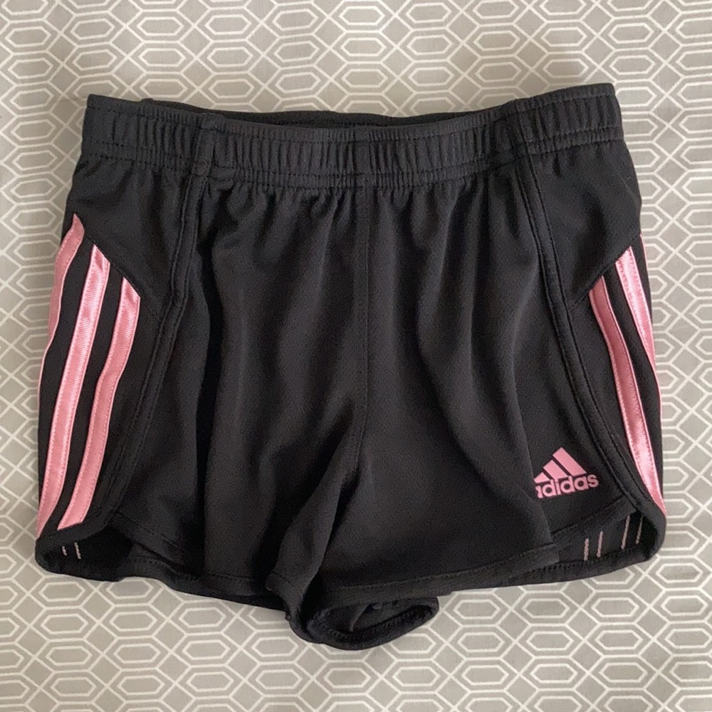 ☀️ ADIDAS athletic shorts